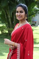 Divi Vadthya Latest Pics